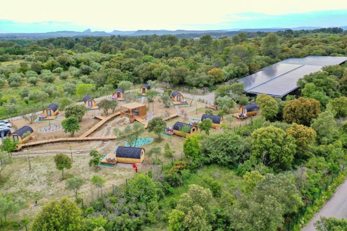 Camping Les Pres Du Roi Sommières Buitenkant foto