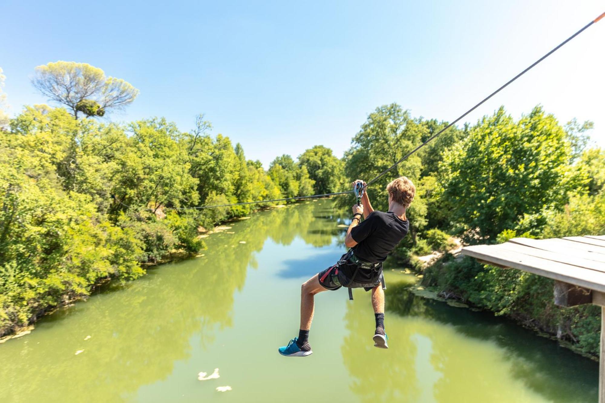 Camping Les Pres Du Roi Sommières Buitenkant foto