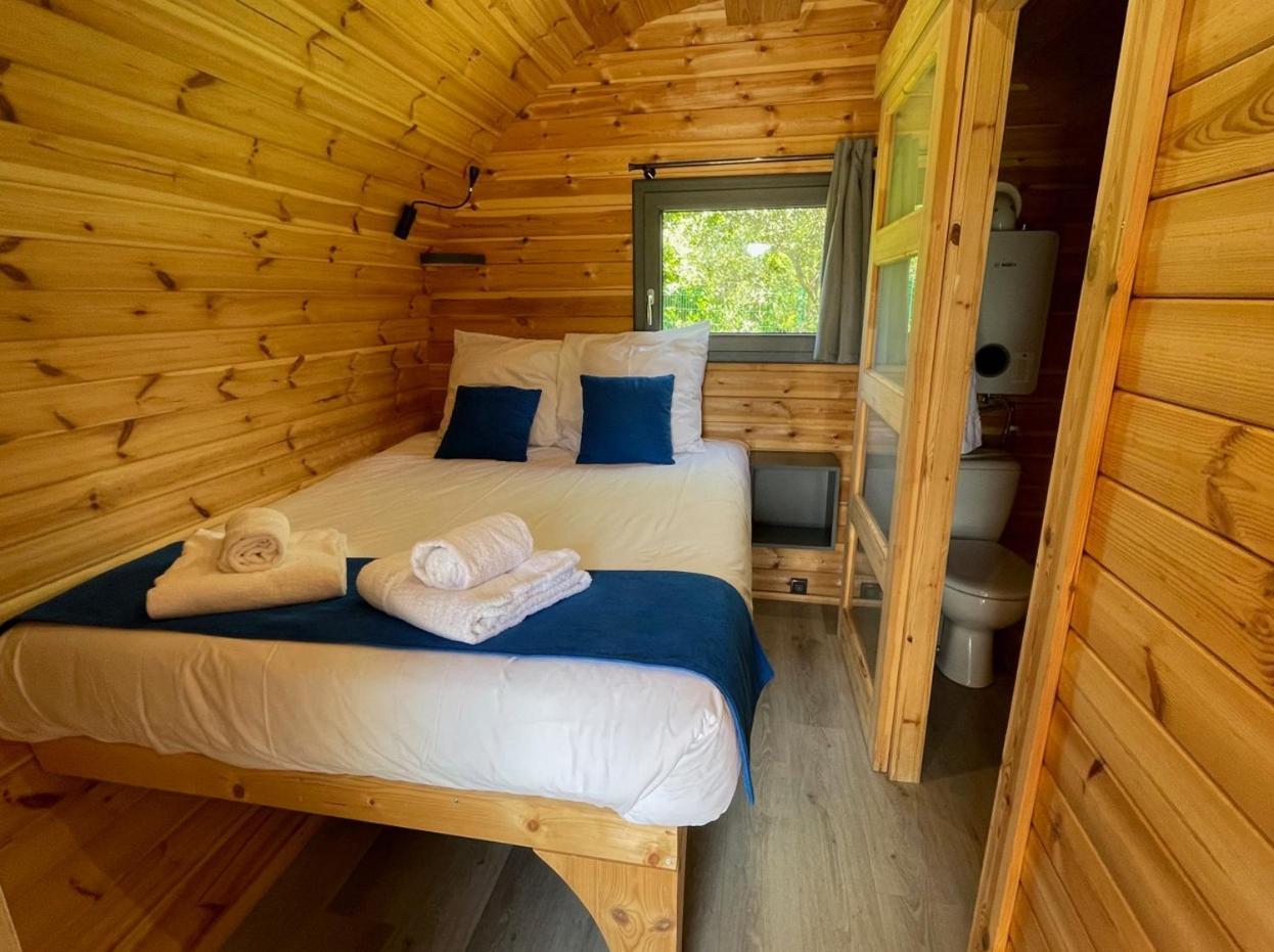 Camping Les Pres Du Roi Sommières Kamer foto